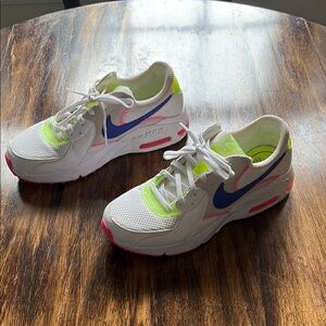 Nike Neon Sneakers for Everyday Comfort